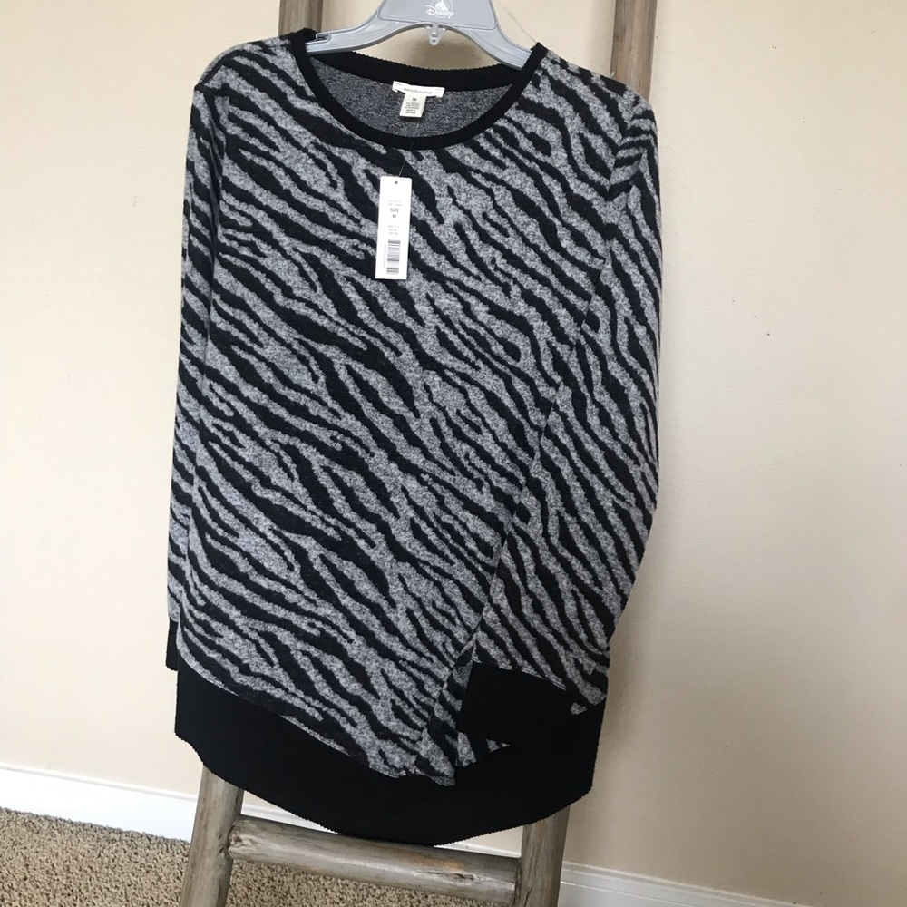 Zebra Sweater with ruffle edge Westbound NWT